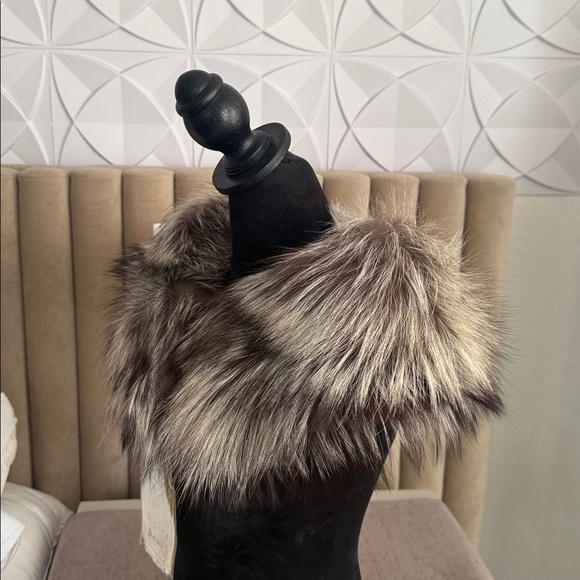 Genuine Fox fur wrap scarf EMBA - Picture 3 of 16